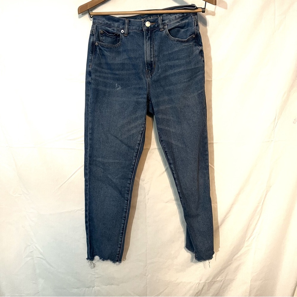 American Eagle Mom Jeans Size 6